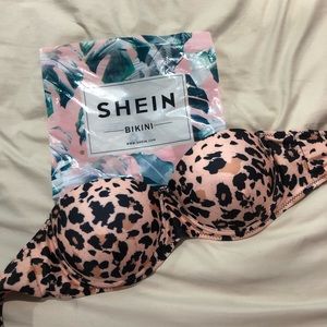 Strapless bikini top